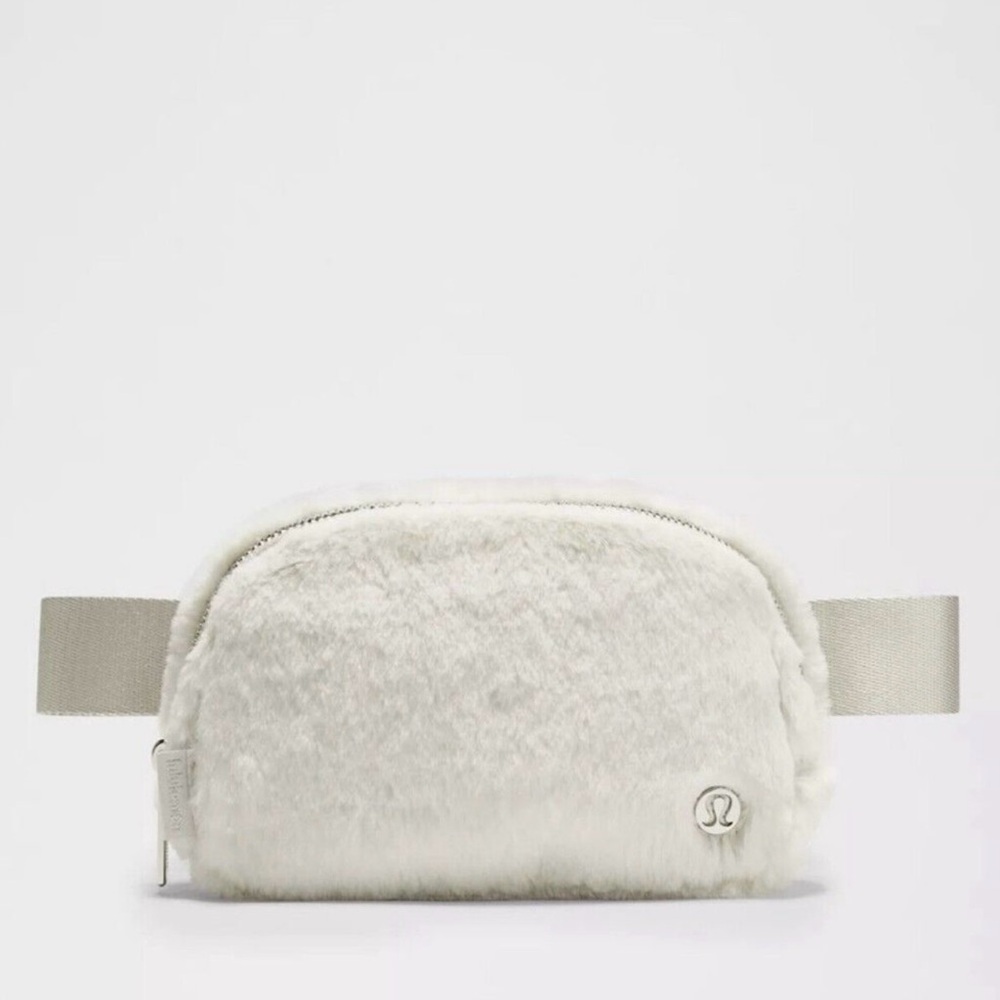 Lululemon White Fleece Belt Bag Silver